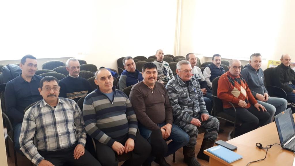 50 яшь һәм аннан өлкәнрәк гражданнар һөнәри белем  ала
