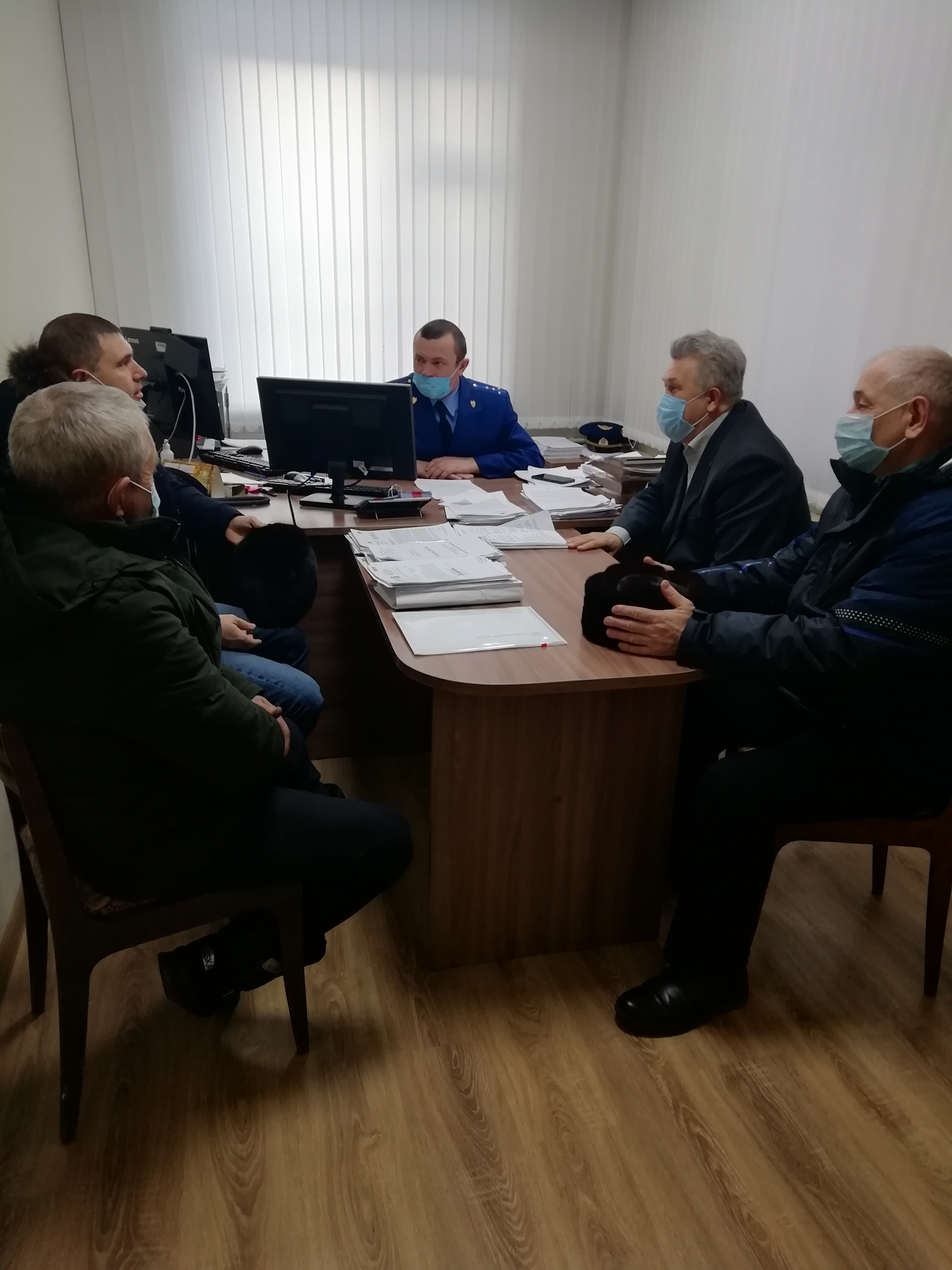 Эш урыннарын квоталау өлкәсендә закон таләпләрен үтәү мәсьәләсе буенча эш бирүчеләр белән киңәшмә